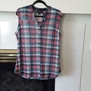 G Collection plaid top